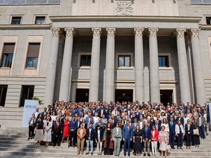 Foto de familia de la presentación de la nueva Oficina Nacional de Asesoramiento Científico (ONAC) este Jueves en Madrid, a la que asistió, entre otros, Pedro Sánchez.