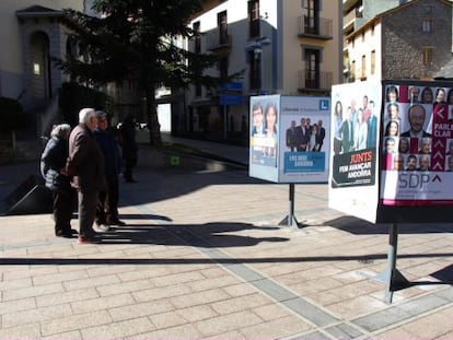 Cartells electorals dels quatre partits d'Andorra.