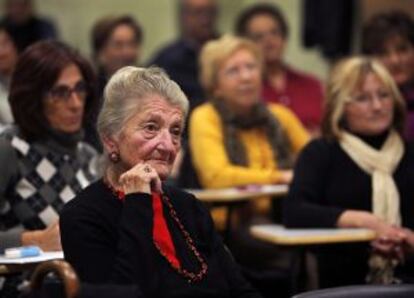 Un aula de la tercera edad en el centro de L'Eixample de València.