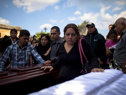 Ella es el arma de guerra que no se ve