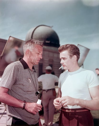 James Dean and Nicolas Ray on the set of 'Rebel Without A Cause.'