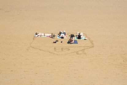 Dulce hogar. Playa de San Lorenzo, Gijón, Julio de 2020.