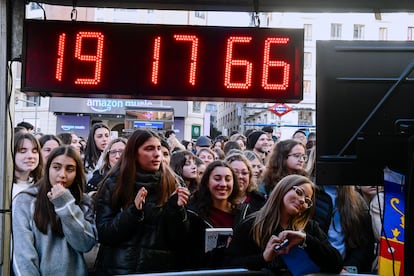 Asistentes al evento durante el cual el escritor Eloy Moreno batió el récord mundial de libros firmados durante 12 horas, el pasado sábado en Madrid.