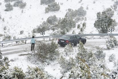 Carretera de la Tinença de Benifassà, al nord de Castelló, la zona on s'han perdut els senderistes.