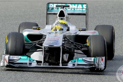 Nico Rosberg rueda en Montmeló