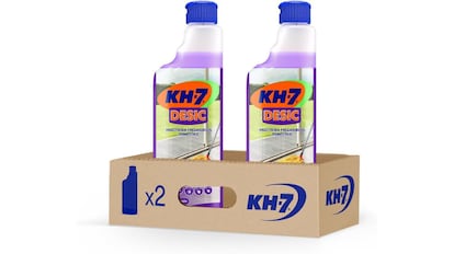 Este es el friegasuelos Insecticida KH-7 que tiene un efecto preventivo .