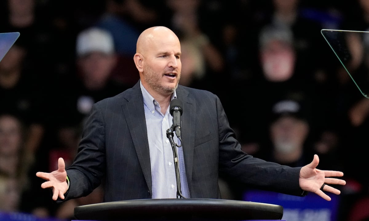 Gobierno de Boric protesta ante EE.UU. por embajador de Trump