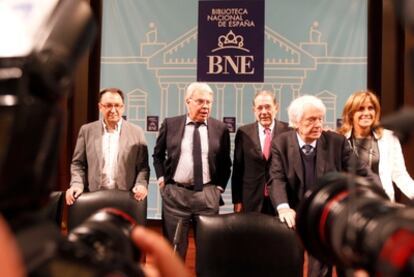 Bassets, González, Solana y Semprún, en la presentación del libro 'Reivindicación de la política'