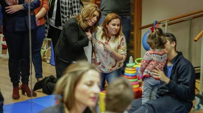 Susana D&iacute;az, el pasado viernes en un centro social de C&oacute;rdoba.