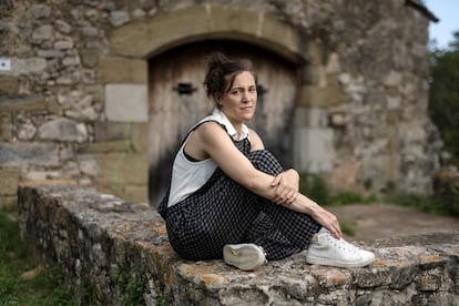 Simón, fotografiada en la ermita de l'Àngel en Les Planes d'Hostòles (Girona).