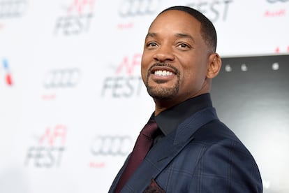 Will Smith – La a priori improbable victoria de Trump en 2016 provocó que decenas de celebrities vieran como posible un sueño inalcanzable en pleno siglo XXI. También el protagonista de Men in Black: “Si la gente continúa diciendo el mismo tipo de locuras que han aparecido en las noticias últimamente sobre muros y musulmanes, me van a forzar a meterme en la arena política. Y me refiero a ser presidente, ¿para qué otro puesto me propondría?”, aseguró el actor y cantante en la CBS.