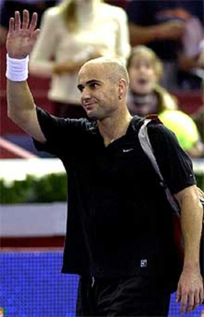 Agassi, tras imponerse en su partido de hoy.