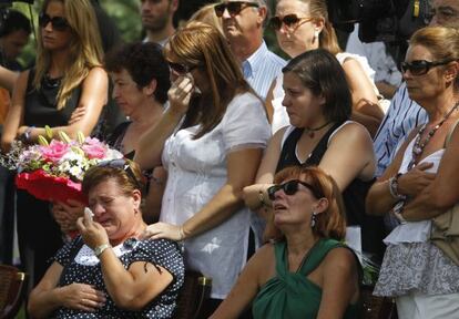 Homenaje a los fallecidos en el accidente de Spanair celebrado el 20 de agosto en la T-2.