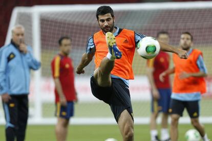 Albiol, durante un entrenamiento con España