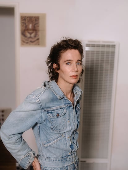 Retrato de la autora Miranda July tomado en 2023.