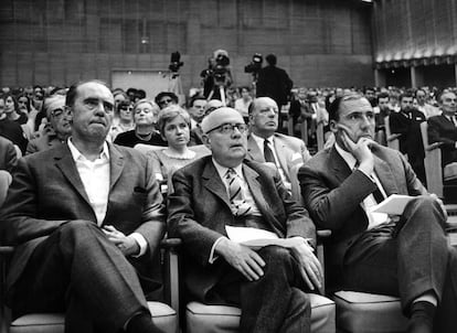 Heinrich Böll, Theodor Adorno and Siegfried Unseld, in May 1968, at an event in Frankfurt.