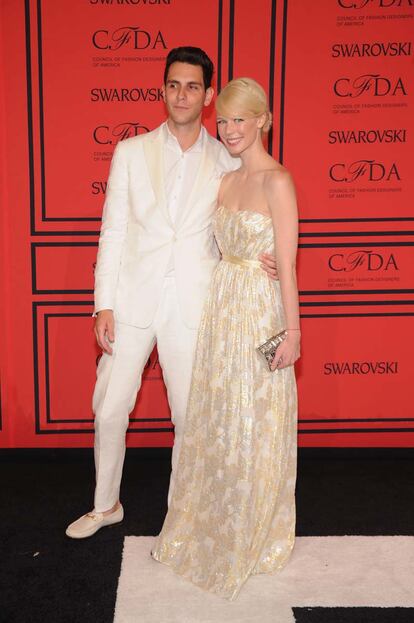 La pareja de recién casados Gabe Saporta y Erin Fetherston.