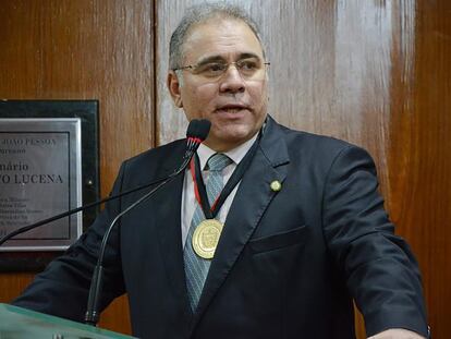 Marcelo Queiroga fue nombrado por el presidente Jair Bolsonaro para asumir el cargo de ministro de Salud de Brasil.