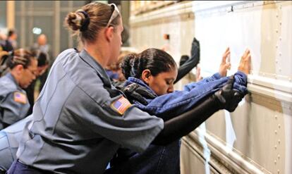 Interior de un centro de deportación en Texas.