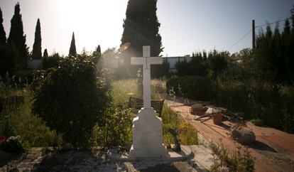 Fosa común en el cementerio de Jerez de la Frontera (Cádiz).