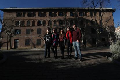 Los becarios de la Residencia Francisco Rubio, Violeta Vaca, Laura Parro, Andrea Chapela y Jorge Gimeno. 