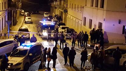 La calle N&agrave;pols de Terrassa, donde se ha producido el crimen.