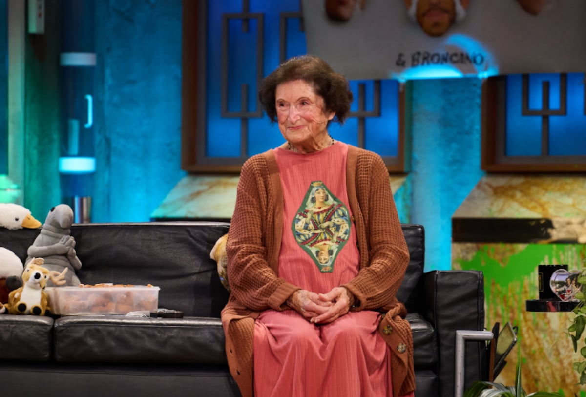 Liana Romero Swirski, “la espía de pata negra” más joven de la II Guerra Mundial, fascina a Broncano | Televisión | EL PAÍS