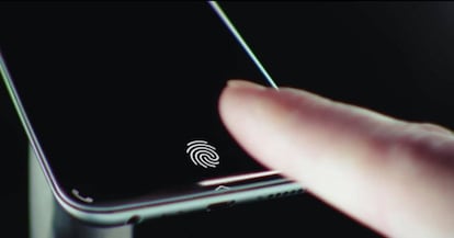 Concepto de Touch ID bajo la pantalla.