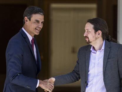 Pedro Sánchez y Pablo Iglesias, en mayo en el Palacio de La Moncloa.