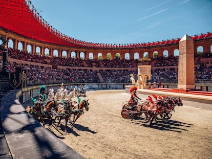 Uno de los espectáculos del parque temático Puy de Fou en Francia, en una fotografía de la web del parque.