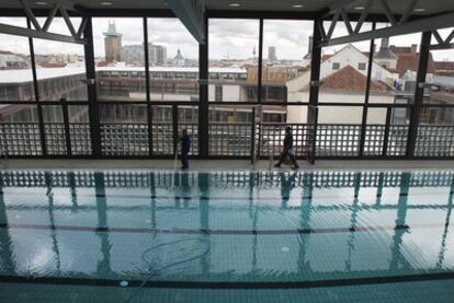 Las piscinas públicas que albergará la nueva sede del Colegio de Arquitectos.