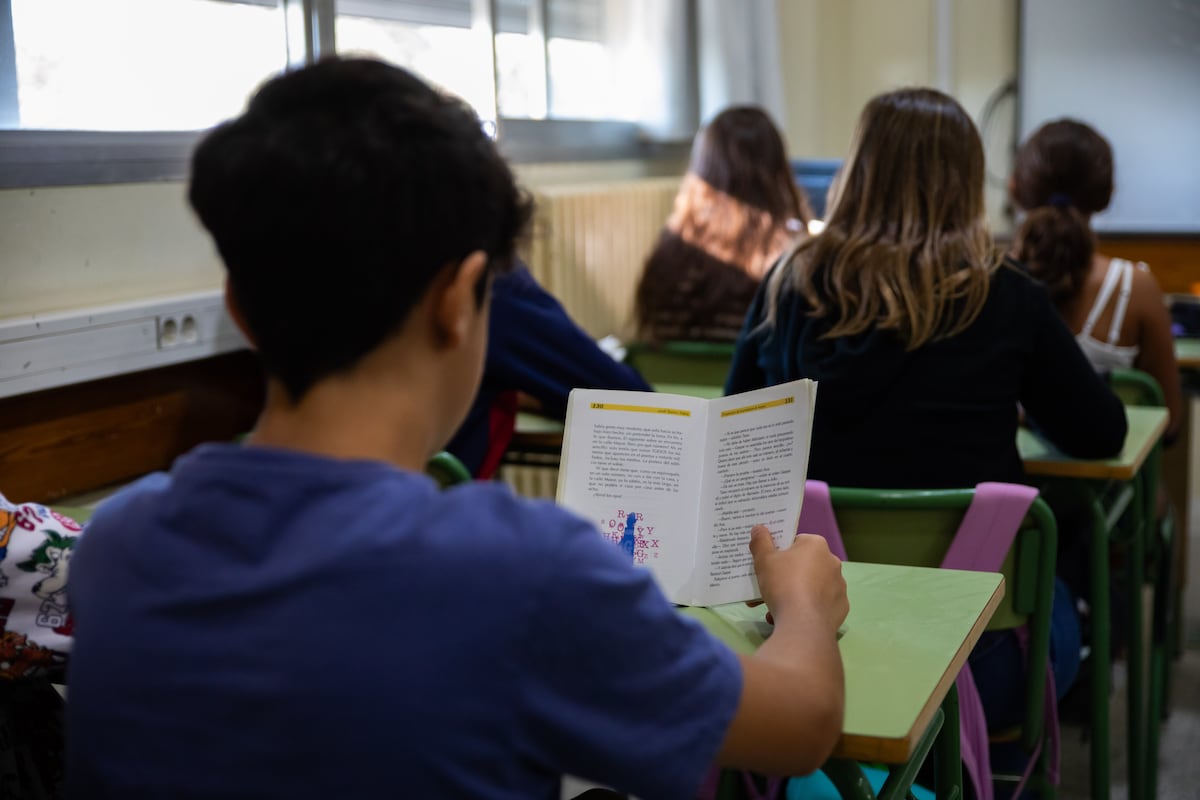 Los jóvenes españoles triplican la brecha con la media de la OCDE en matemáticas y comprensión lectora respecto a la generación de la EGB