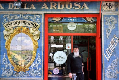 Exterior de la Bodega de La Ardosa, fundada en 2019. 