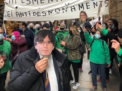 La PAH pide a Puigdemont que Junts retire las enmiendas contra la ley antidesahucios.