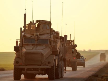 Convoy de tropas de EE UU, el viernes en el noreste de Siria.