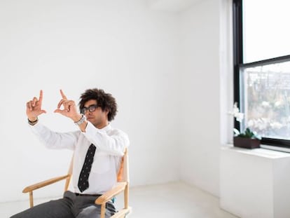 Este hombre viv&iacute;a atrapado en su mundo de foto de agencia hasta que un d&iacute;a emprendi&oacute;