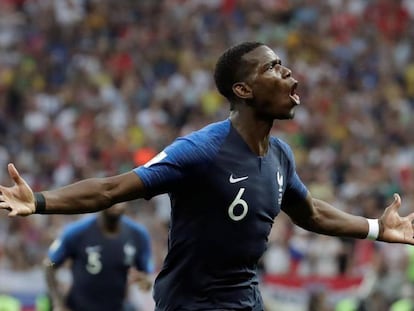 Paul Pogba celebra el 3-1-