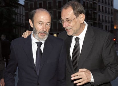 Rubalcaba, con el Alto Representante de Exteriores y Seguridad de la UE, Javier Solana, en Madrid.