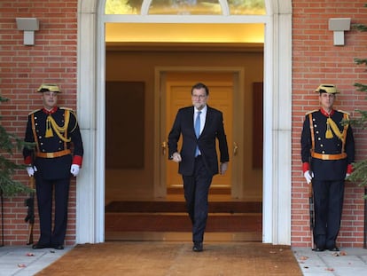 El presidente Mariano Rajoy, este lunes en el Palacio de La Moncloa. 