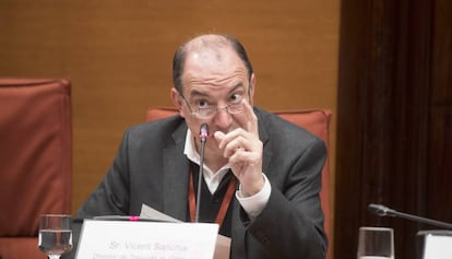 El nuevo director de TV3, Vicent Sanchis, durante la comisión de control de la Corporación Catalana de Radio i Televisió en el Parlament de Cataluña.