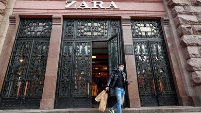 Imagen de archivo de un Zara situado en el centro de Kiev.