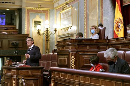 El líder del PSOE de Murcia, Diego Conesa, durante su intervención este martes en el Congreso de los Diputados en defensa del nuevo Estatuto de la región.