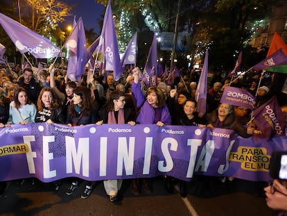 La exministra de Igualdad Irene Montero acude a la segunda marcha de Madrid contra la violencia machista.