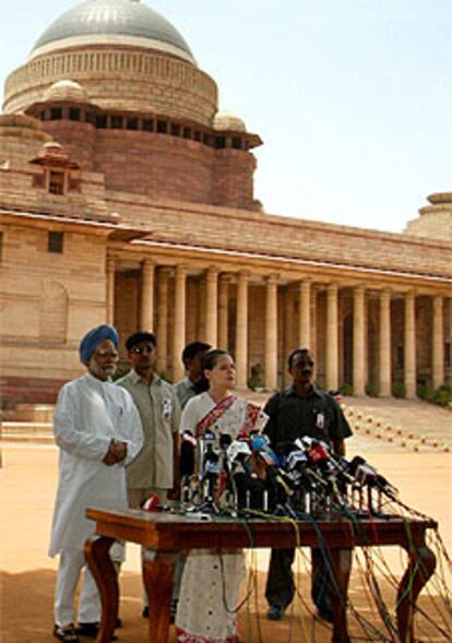 Sonia Gandhi, tras su reunión con el presidente indio sobre la formación de un nuevo Gobierno.