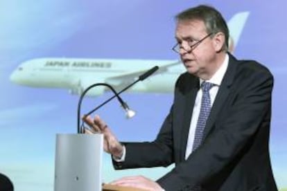 El consejero delegado de Lufthansa Technik, august Henningsen, ofrece una rueda de prensa en Hamburgo (Alemania). EFE/Archivo