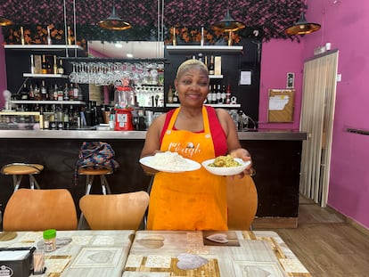 La cocinera Jenni Ngozi, del Sheraton Bar Kitchen en el barrio de Villafontana de Móstoles (Madrid).