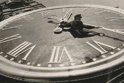 <i>The country's chief time piece,</i> fotografía de Dimitri Nikolaivitch Baltermants realizada en los años cincuenta.