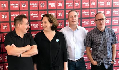 Ada Colau con los creadores del Sónar, Sergi Cabellero, Ricard Robles y Enric Palau.