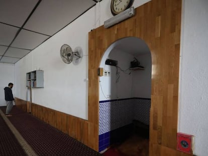 Sala d'oració de la mesquita del Vendrell (Baix Penedès).