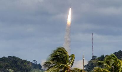 Despegue del cohete Vega con el módulo VXI desde la base de Kourou (Guayana francesa) el miércoles 11 de febrero.